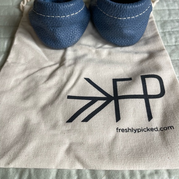 Freshly Picked Blue Booties - Picture 4 of 5